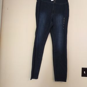 NEW Ultra High-Waist Super Skinny Jeans